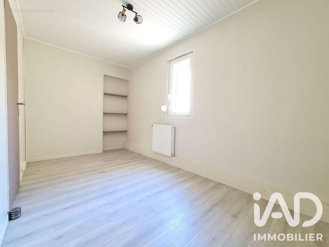 Maison 86 m² à Vignacourt  - photo 7