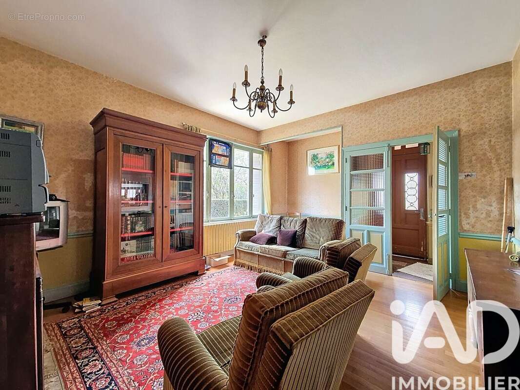 Photo 3 - Maison à YZEURE