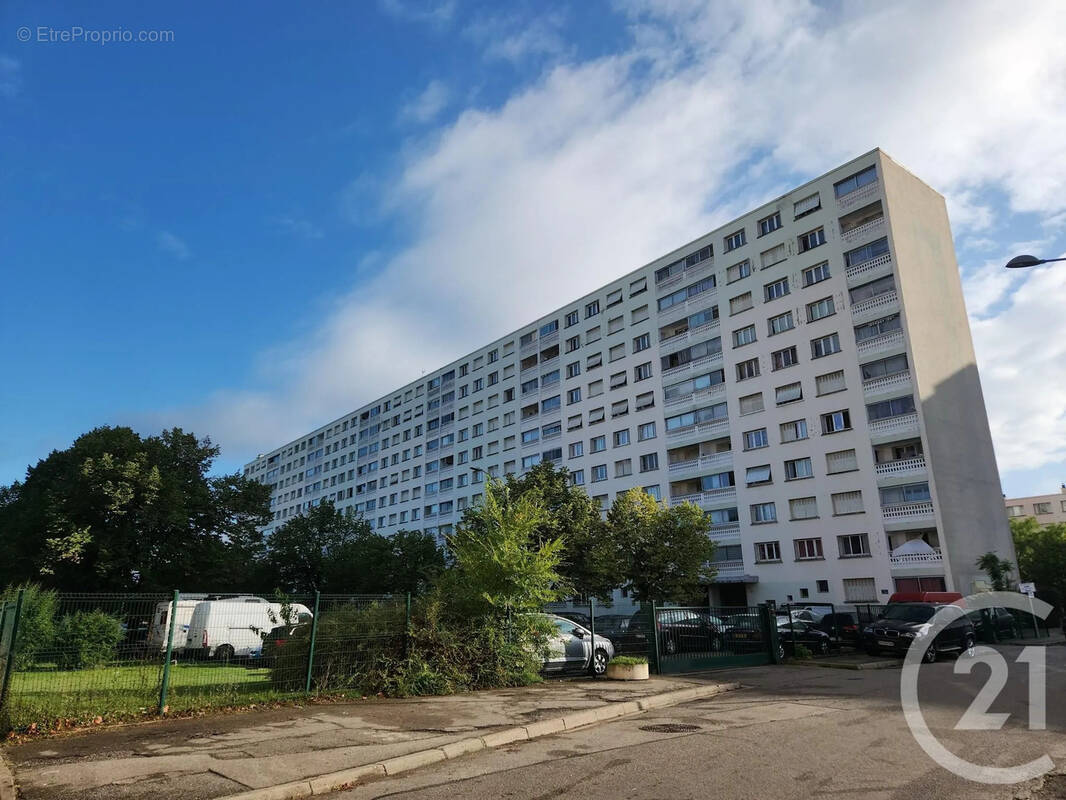 Appartement à VILLEURBANNE