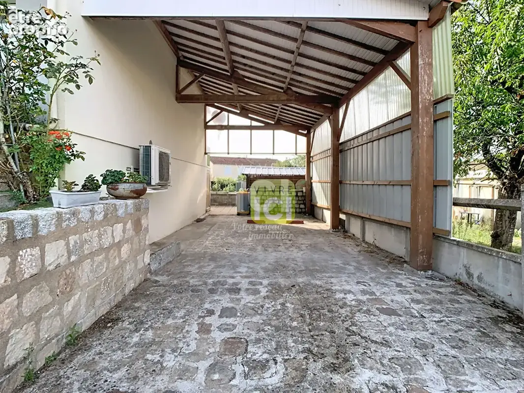 Maison CHOLET avec sous-sol total . - photo 10