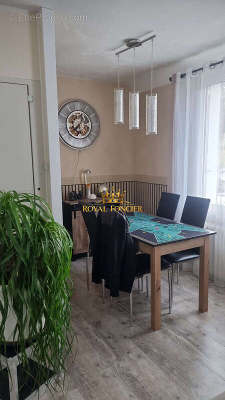 Maison 101 m² à Chatellerault  - photo 7