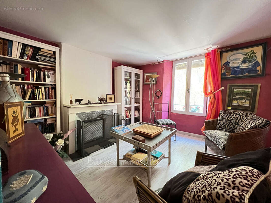 Appartement à BARJOLS