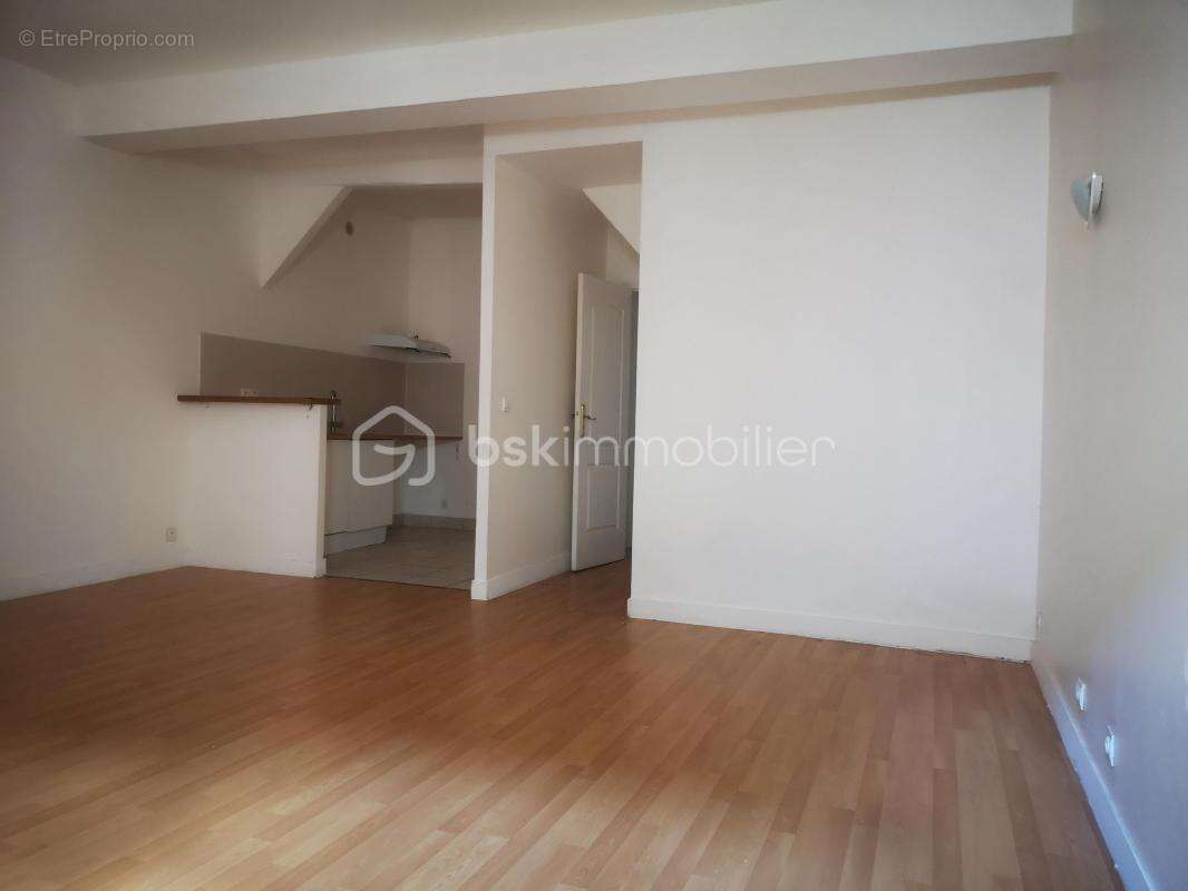 REVEL coeur de ville -T2 58 m² - photo 2