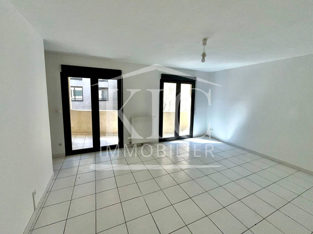 Appartement à CARCASSONNE