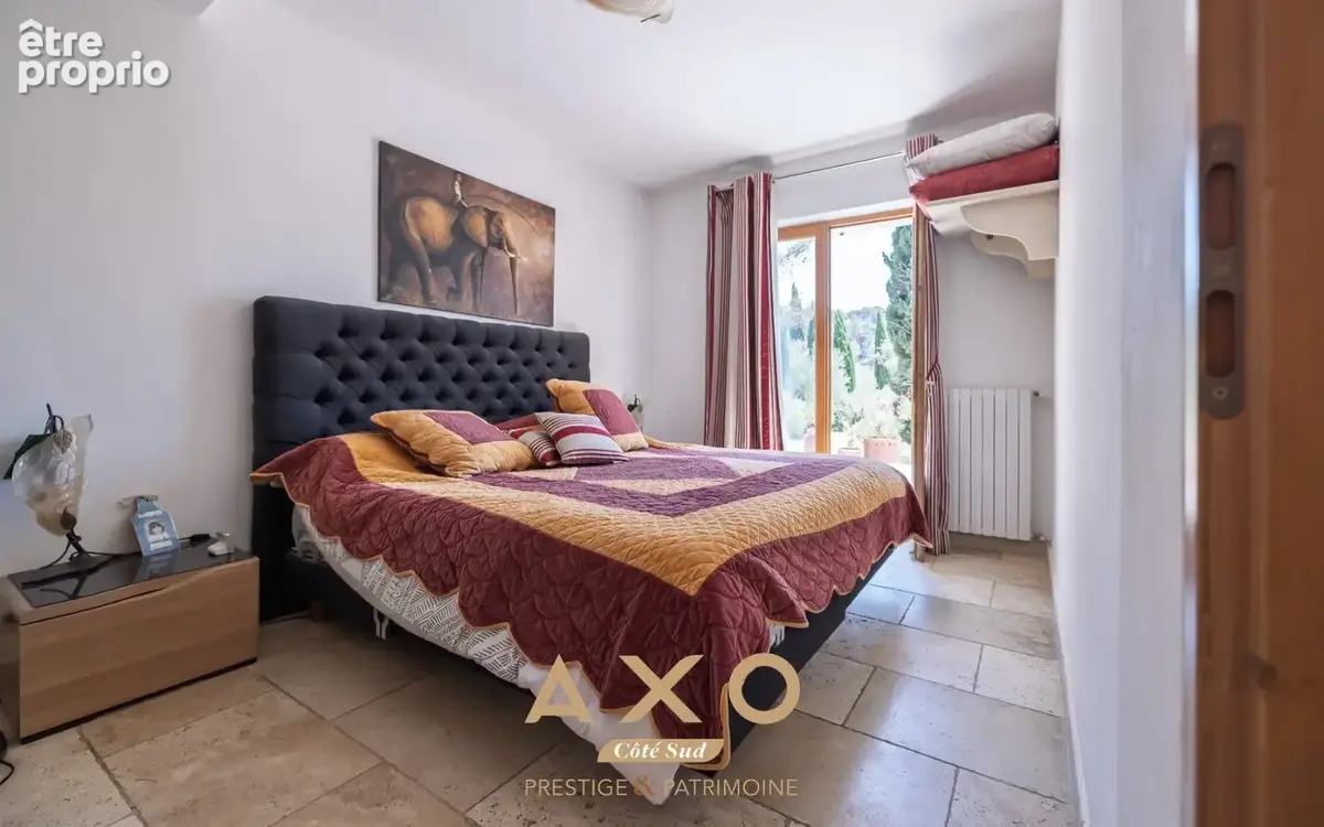 Saint marc jaumegarde - vue sainte victoire - ensemble immobilier - 2 maisons - 380 m2  - appartements - jacuzzi - spa - 2 pisci - photo 13