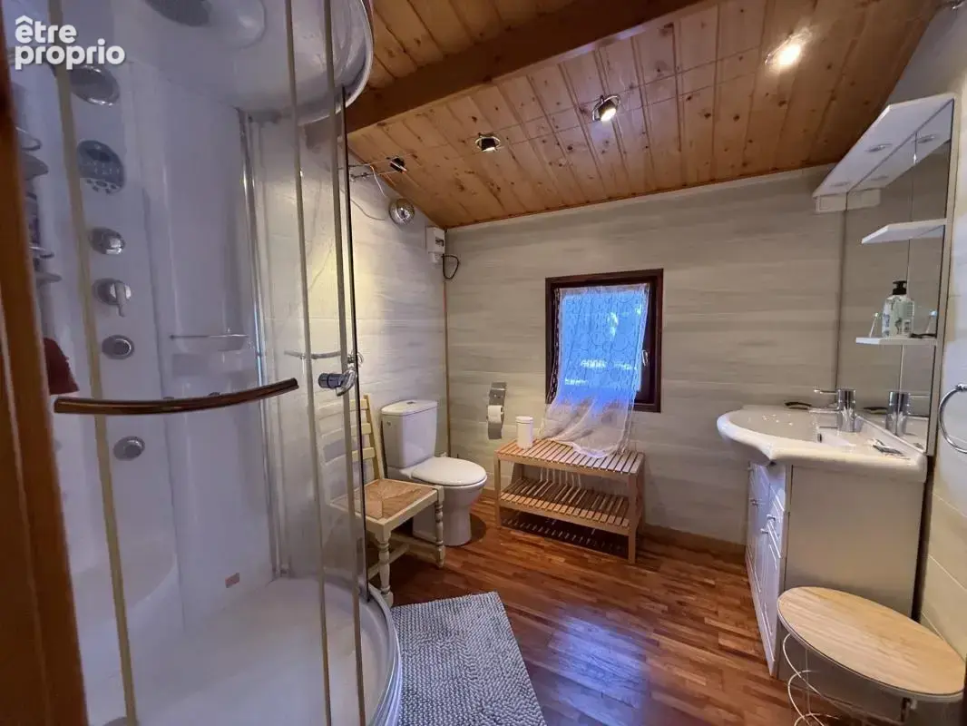  CHAMARANDE – COUP DE CŒUR pour cette maison atypique 109 M² avec chalet et jardin de 860 m² - photo 11