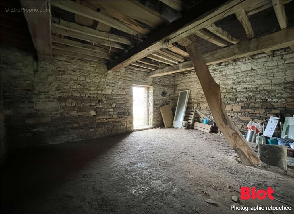 Maison à SAINT-SULPICE-DES-LANDES