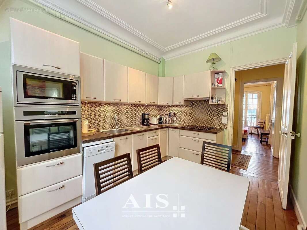 Appartement à SAINT-GERVAIS-LES-BAINS