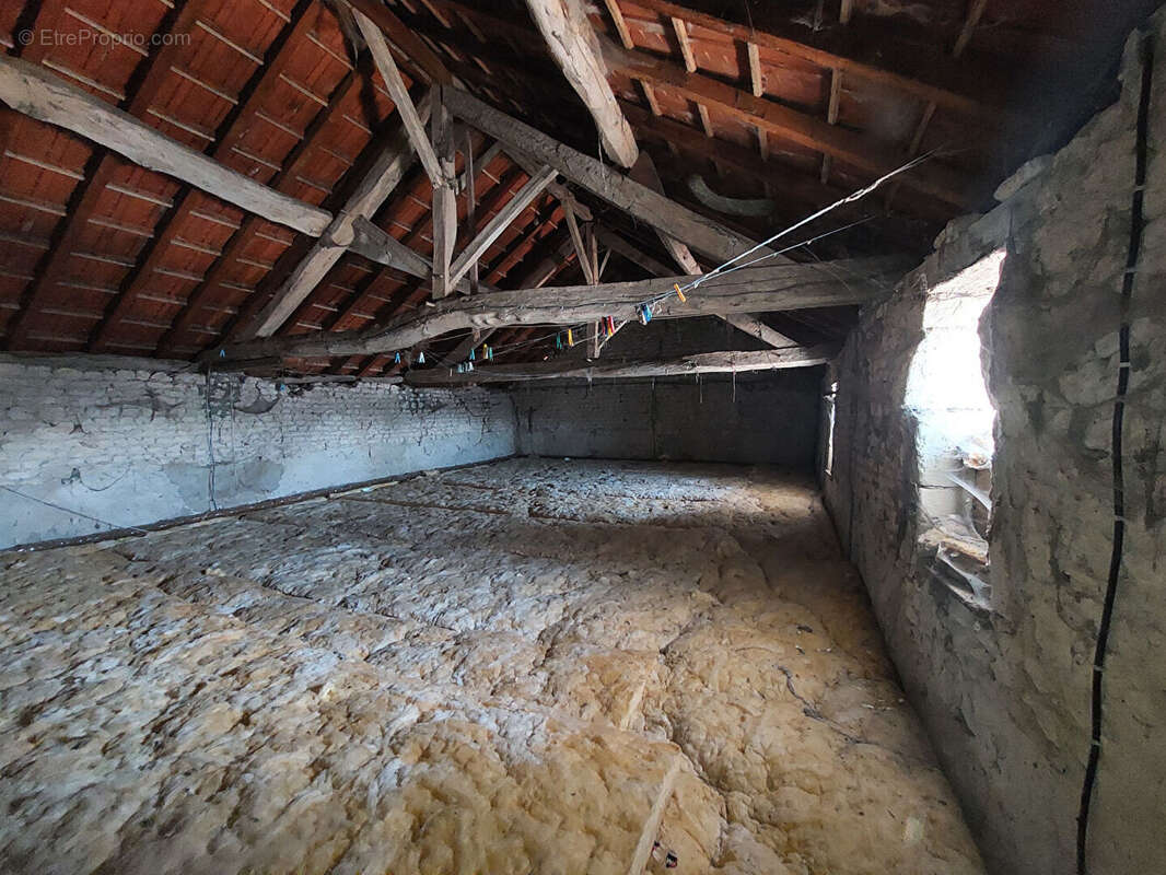 Maison à SAINT-CHRISTOPHE