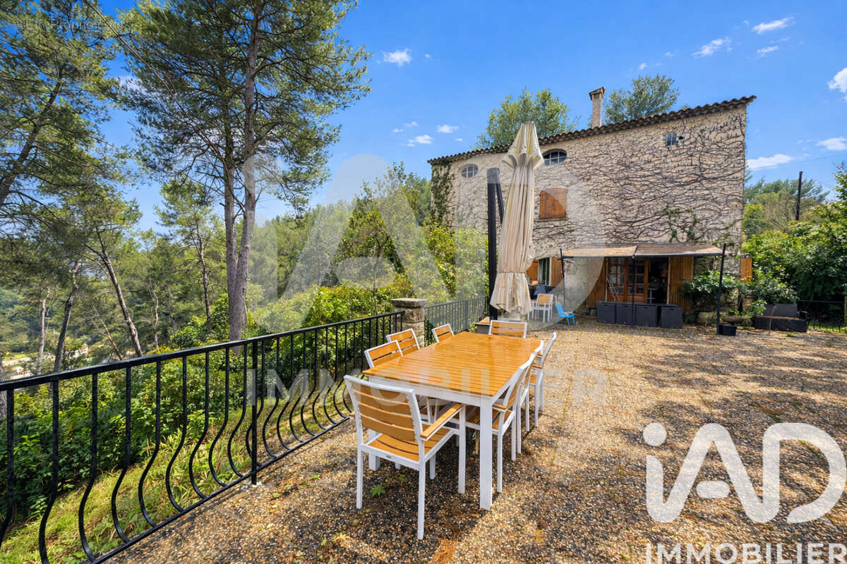 Photo 5 - Maison à MARSEILLE-11E