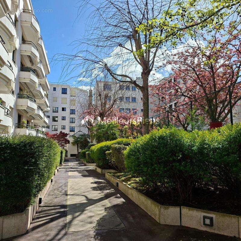 Appartement à BOULOGNE-BILLANCOURT