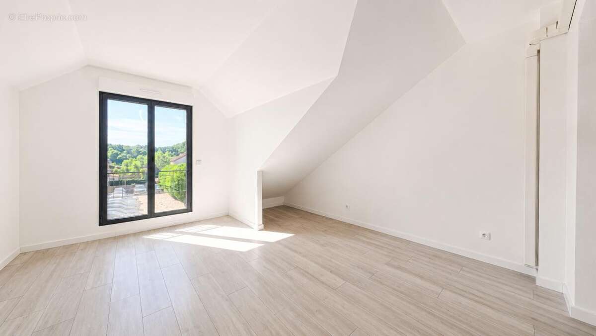 Maison 140 m² à Draveil  - photo 18