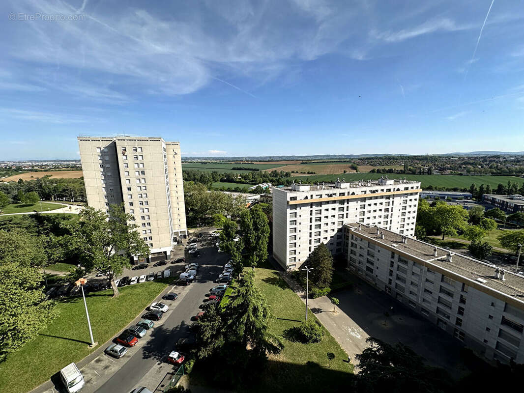 Appartement à VENISSIEUX