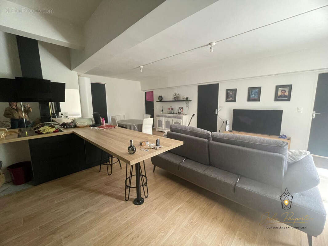Appartement à SAINT-GERMAIN-DES-PRES