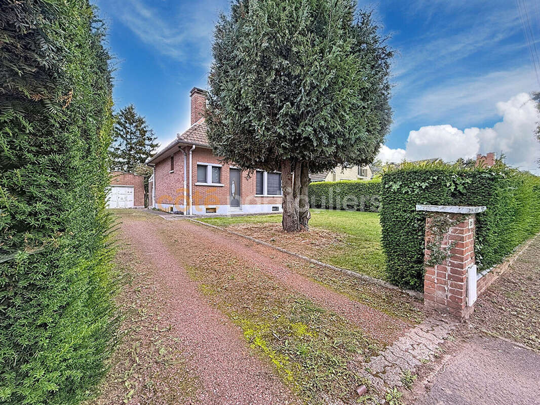 Maison à LA CHAPELLE-D&#039;ARMENTIERES