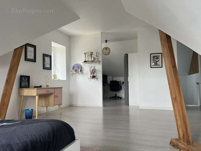 Maison 5 pièces 177m2 - photo 11