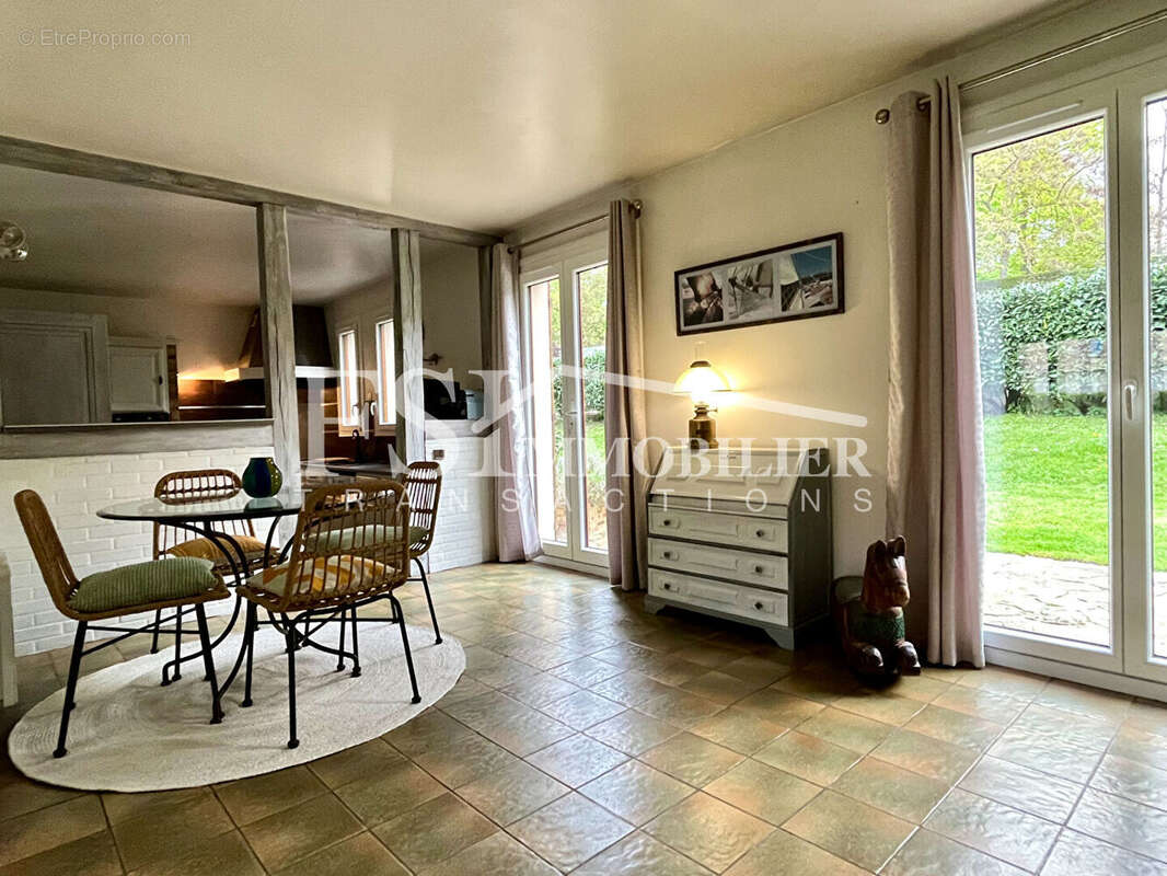 Maison à SAINT-PRIX