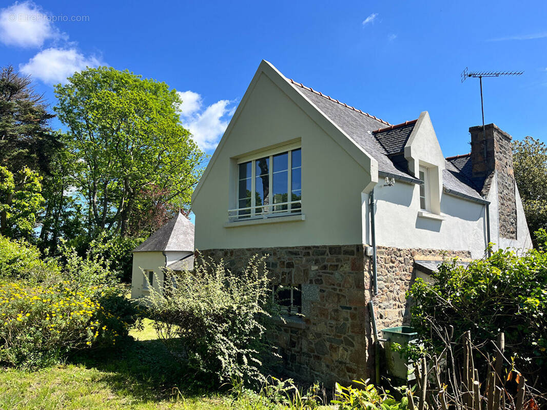 Maison à PENVENAN