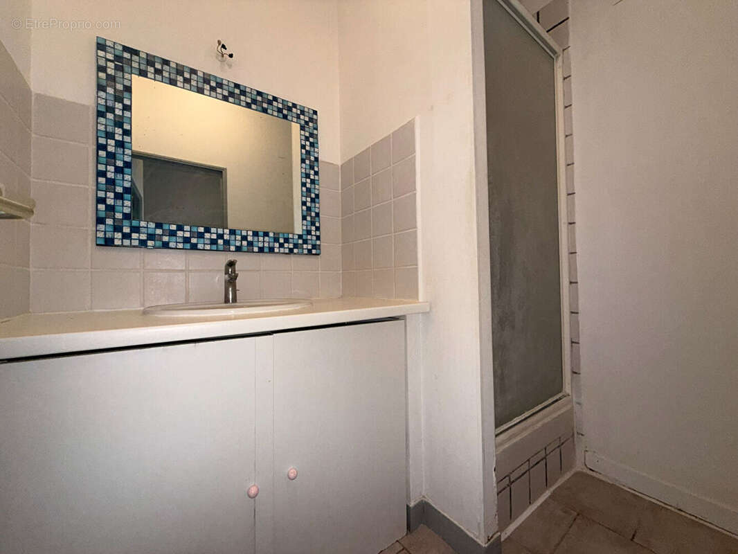 Appartement à ROQUEVAIRE