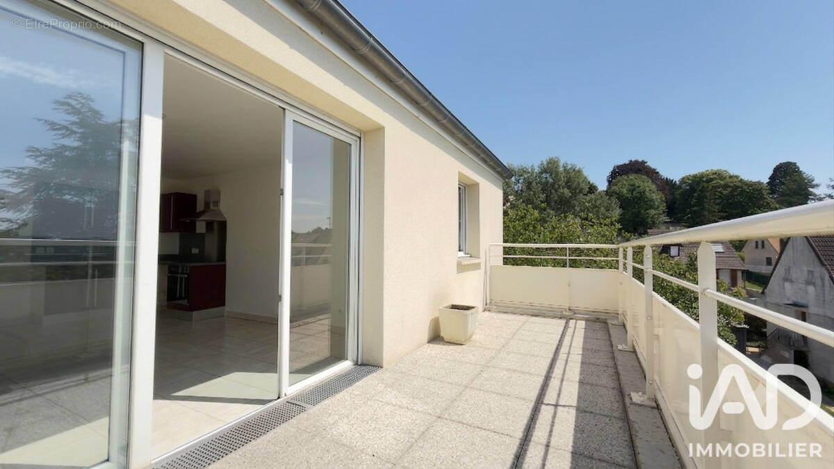 Photo 1 - Appartement à JUZIERS