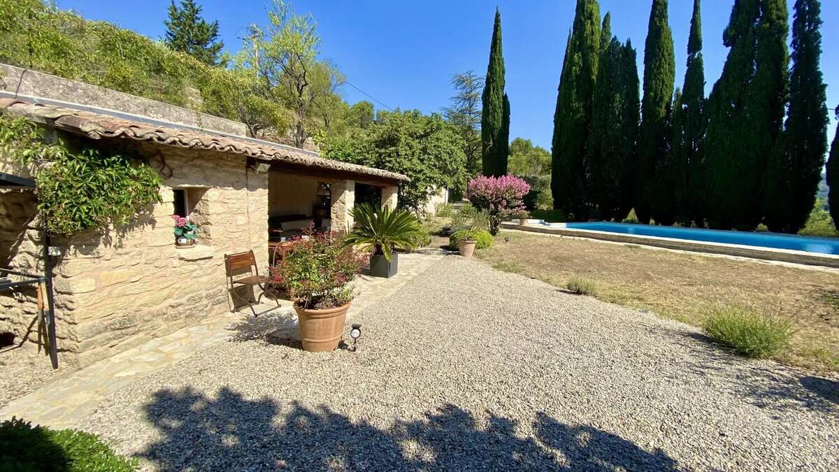Maison à LE BARROUX