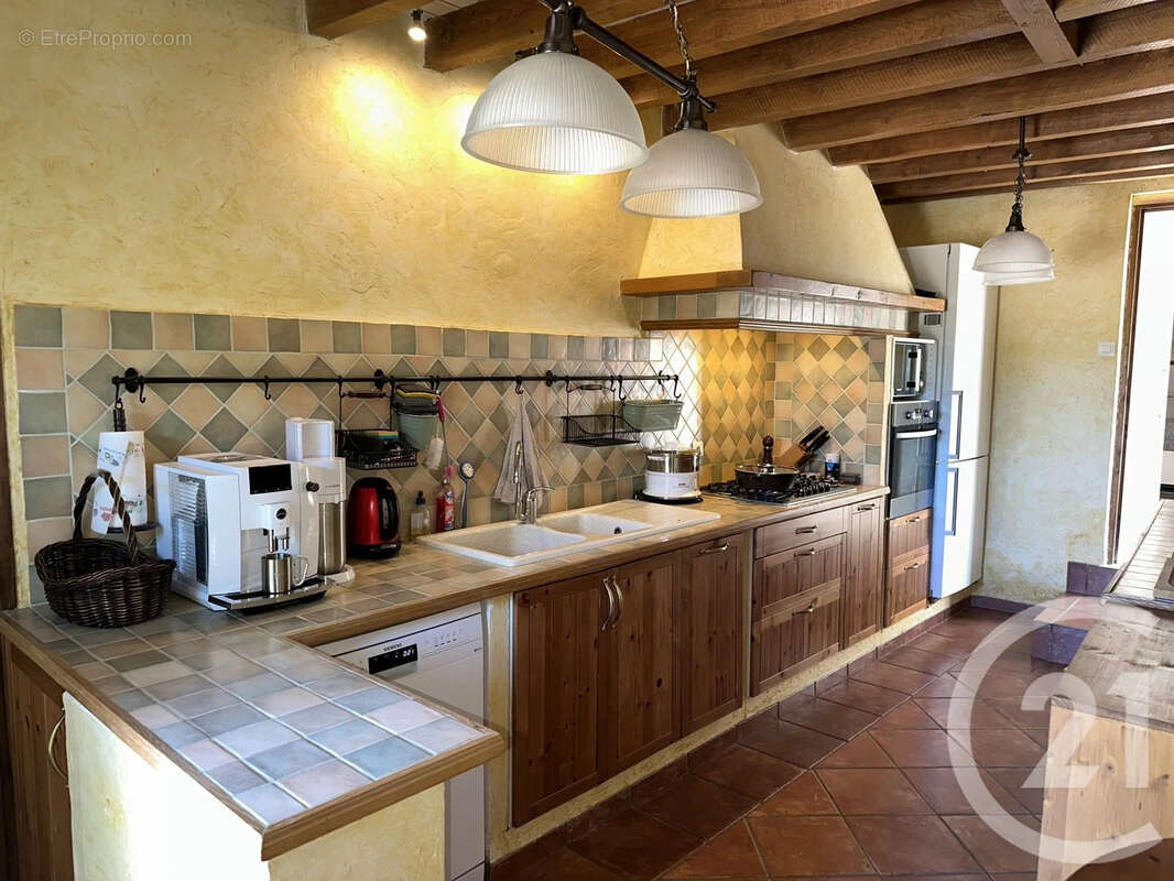 Maison 8 pièces 150 m² à vendre à Dampierre-Sous-Bouhy (58310) - photo 7
