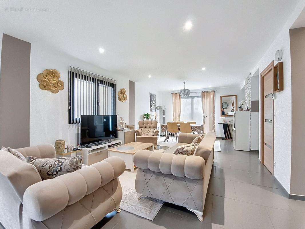 Maison à LE GRAND-QUEVILLY