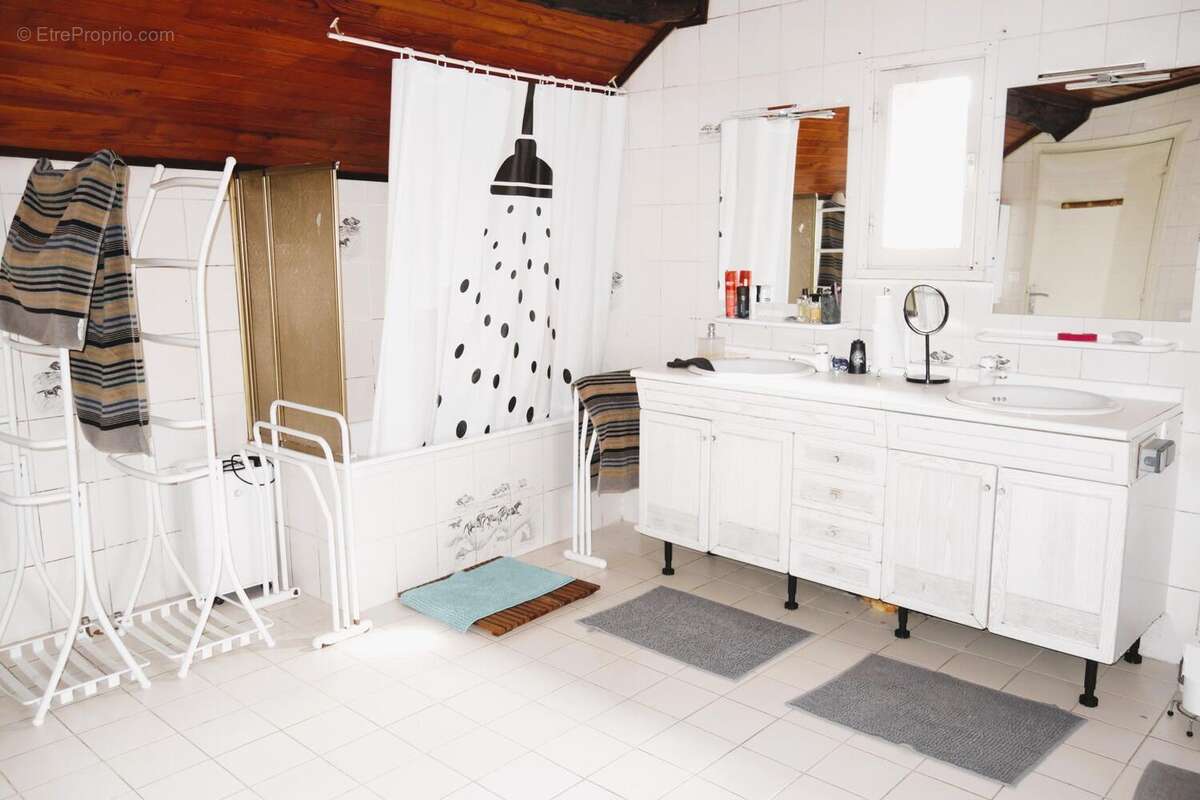 Photo 8 - Maison à OINVILLE-SUR-MONTCIENT