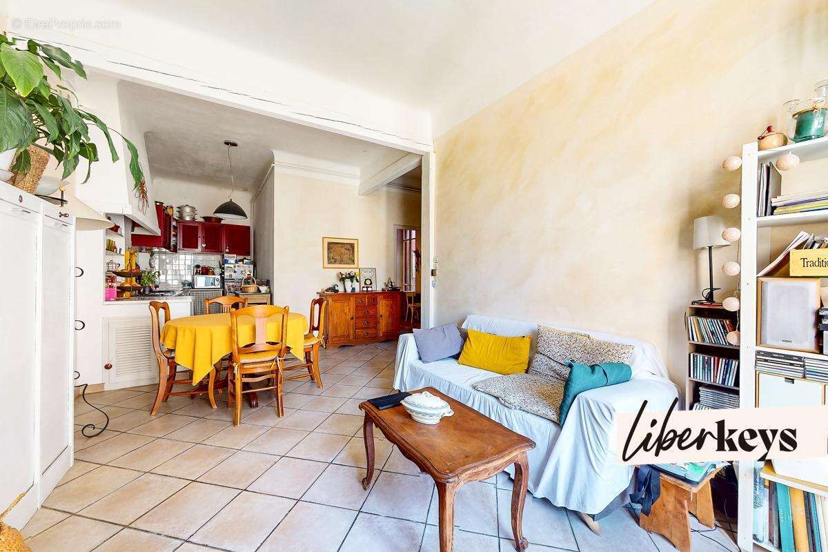 Appartement à AUBAGNE