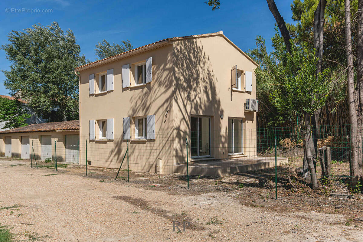 Maison à AVIGNON