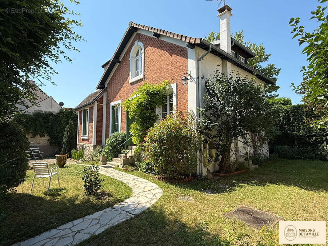 Maison à BOUGIVAL