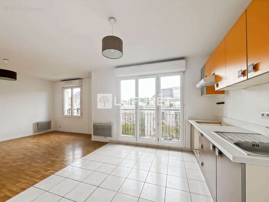 Appartement à MAISONS-ALFORT