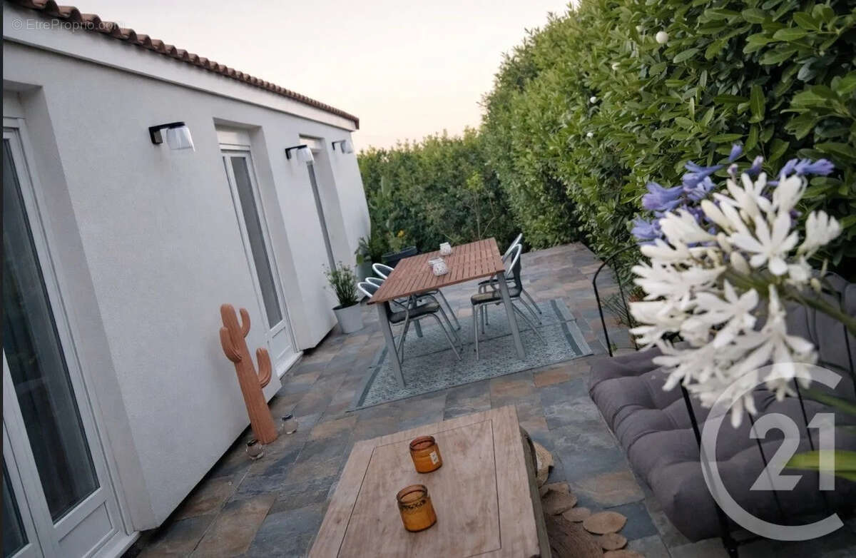 Maison à SAINT-SATURNIN