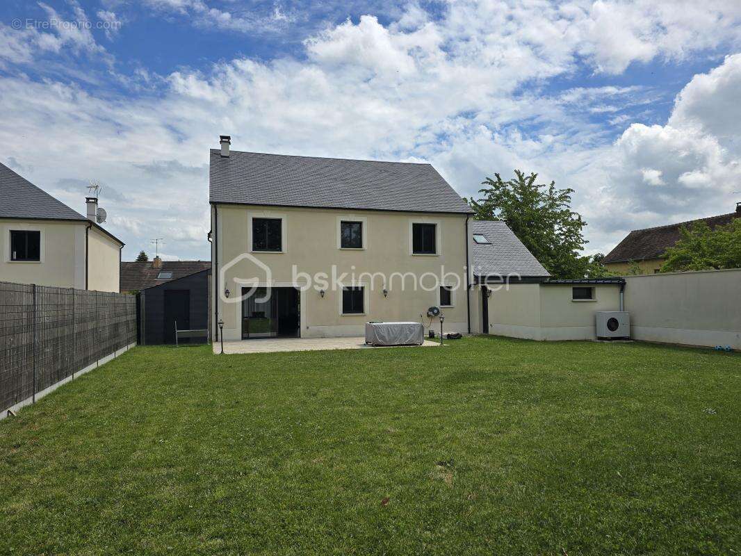 Pavillon contemporain de 2020 – 225 m² – 6 Chambres – DPE A – Saint-Martin-le-Nœud (60000) - photo 10
