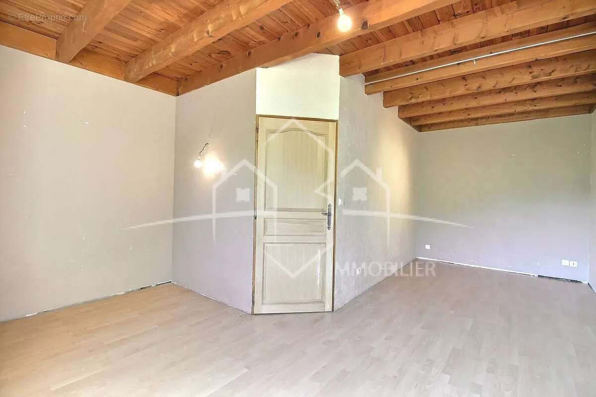 Maison à BEAUSEMBLANT