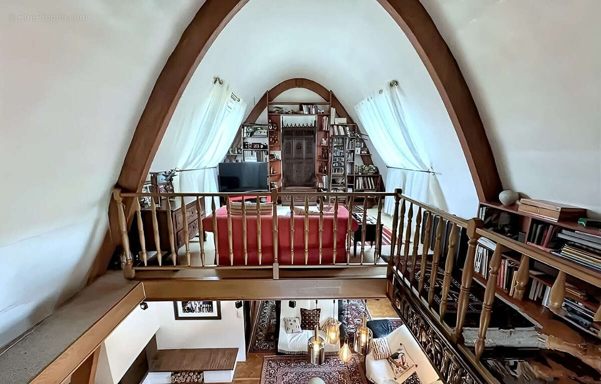 Maison à SAINTRY-SUR-SEINE