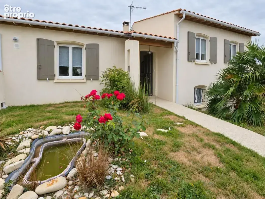Maison À Vendre - photo 1