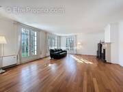 Maison à VILLECRESNES