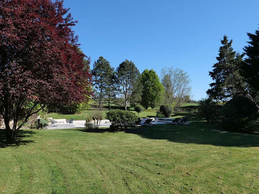 Maison à SAINT-BENOIT