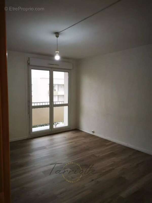 Appartement à MONTELIMAR