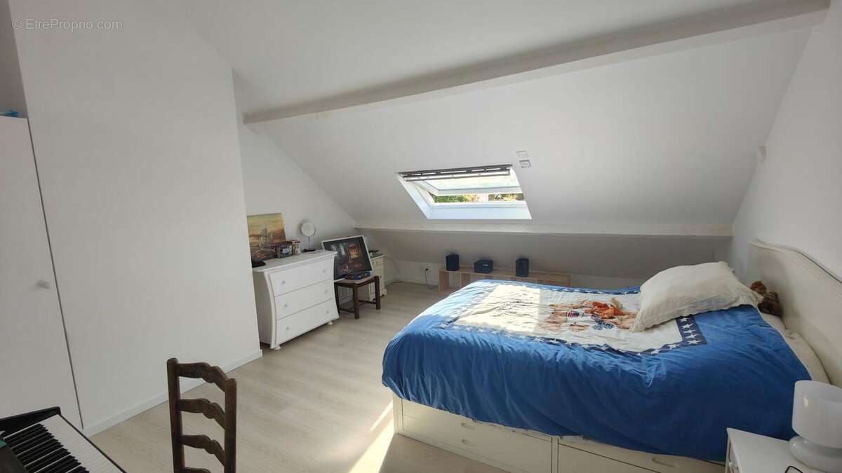 Maisonb 7 chambres plein bourg - photo 7