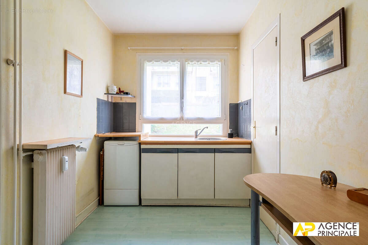 Appartement à MAISONS-LAFFITTE