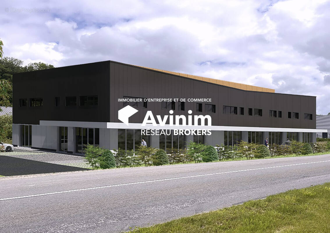 Commerce à CRUSEILLES