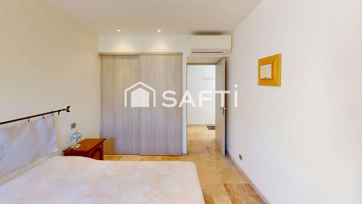 Photo 4 - Appartement à ROQUEBRUNE-SUR-ARGENS