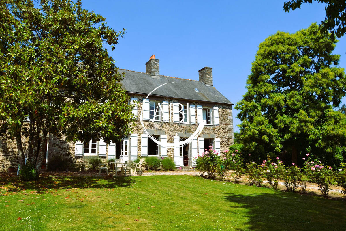 Maison à TESSE-FROULAY