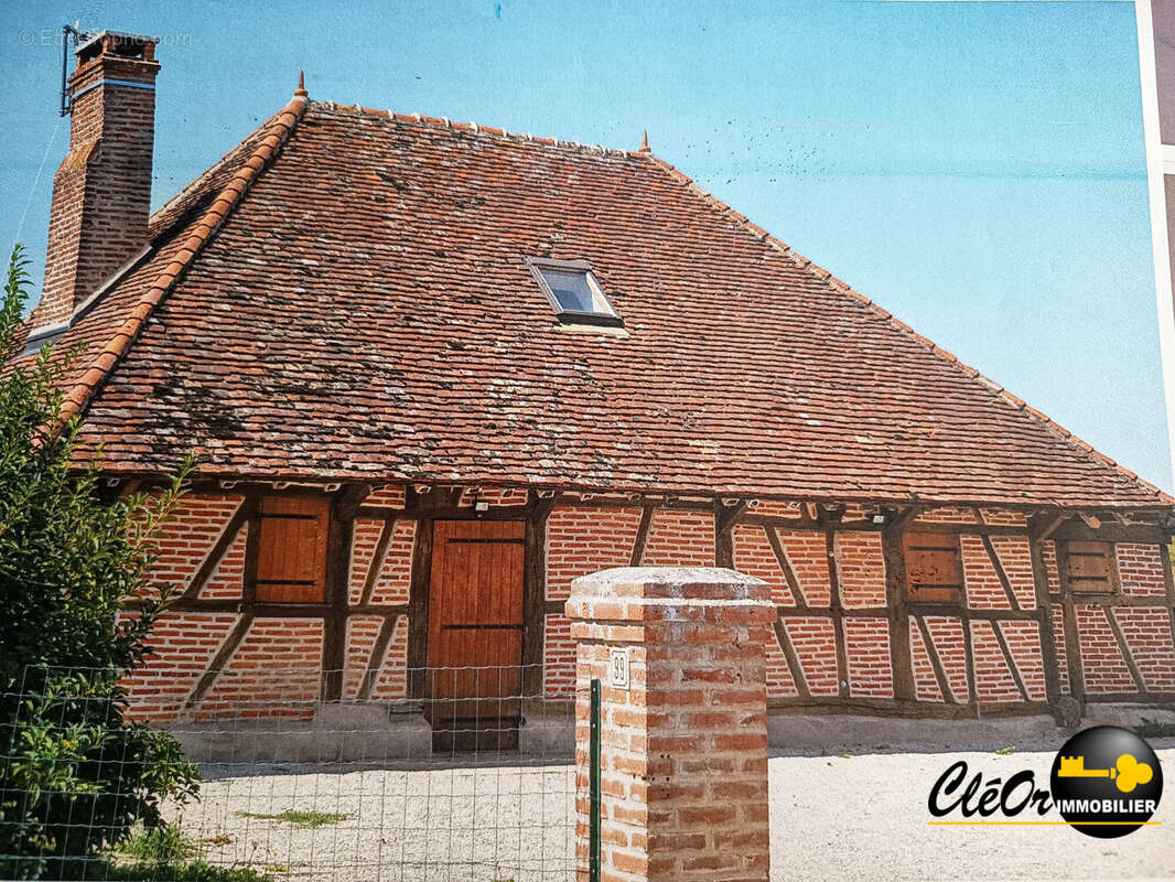 Maison 88 m² à Saint-Martin-En-Bresse  - photo 7
