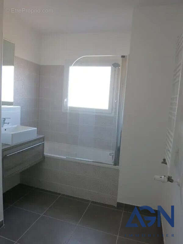 Appartement à SAINT-JEAN-DE-VEDAS