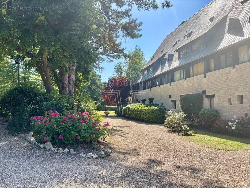 Appartement à TOURGEVILLE