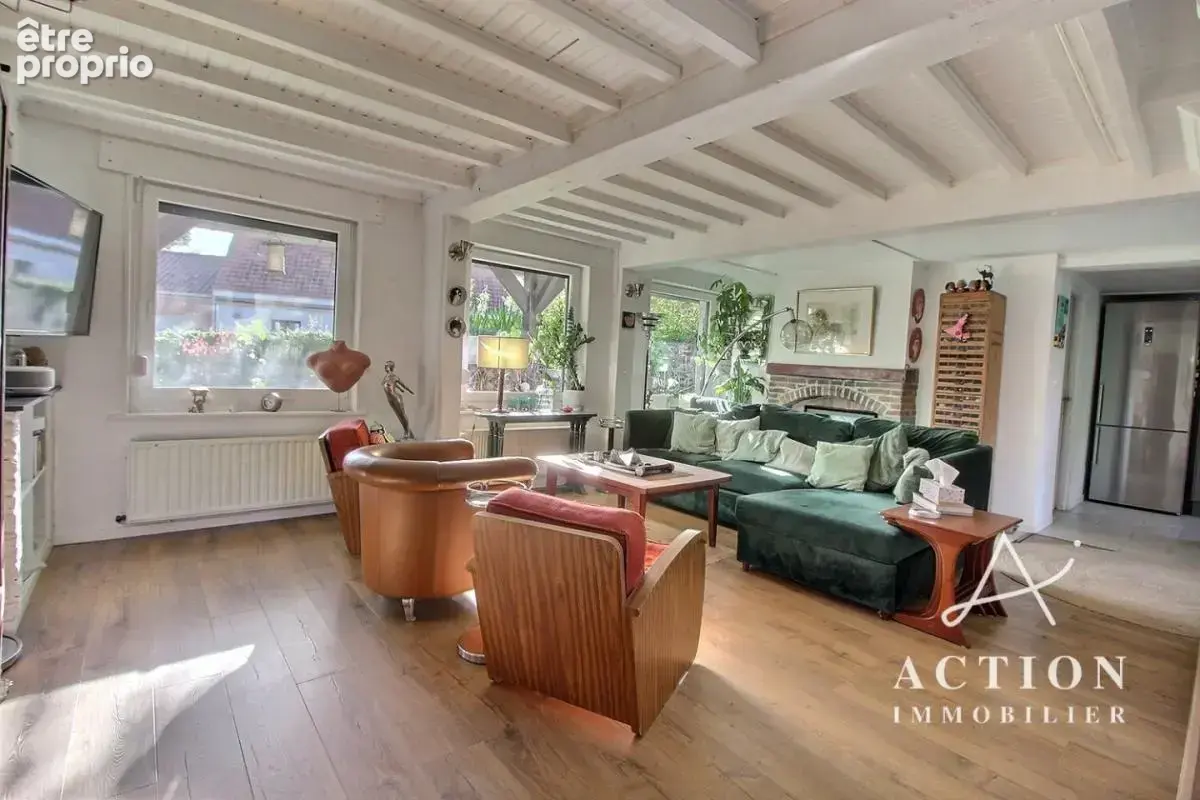 Leers -maison individuelle 137 m² - flamande - semi plain pied - 4 chambres - 2 garages - place de stationnement - jardin - photo 1