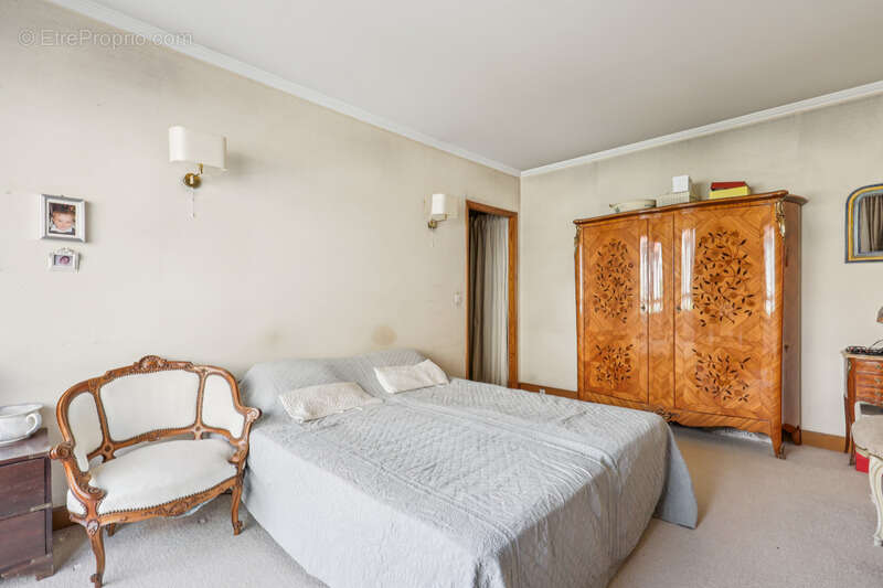 Appartement à PARIS-12E